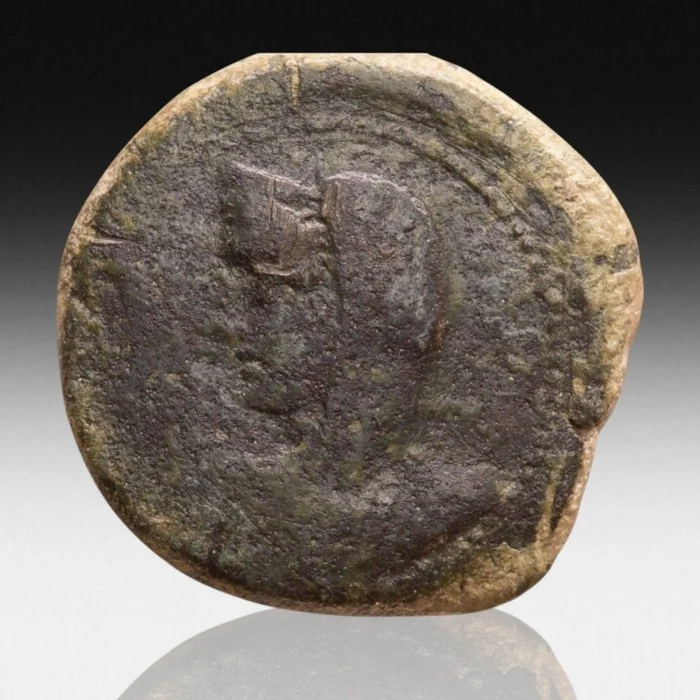 Bora. Bronze (dupondius) 1st century BC, Æ 31,30g.. Æ