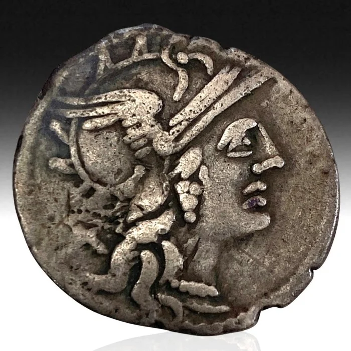 Roman Empire. P. Aelius Paetus, 138 BC. Denarius ()
