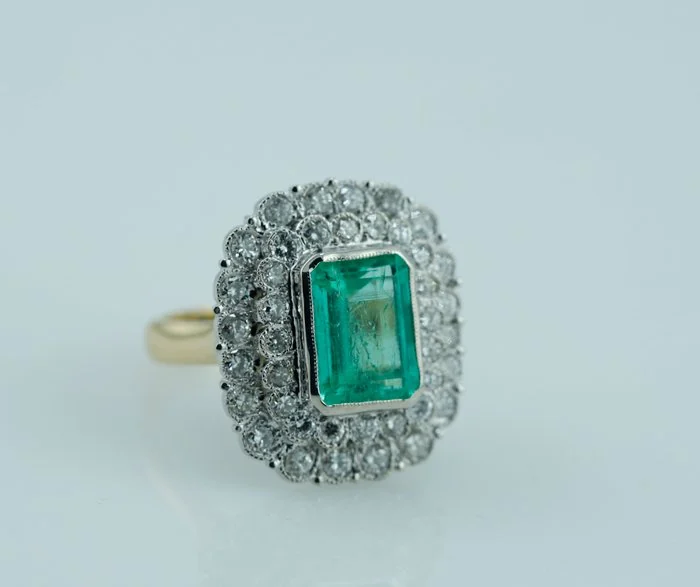 Ring - 18 kt. Yellow gold, White gold Emerald - Diamond