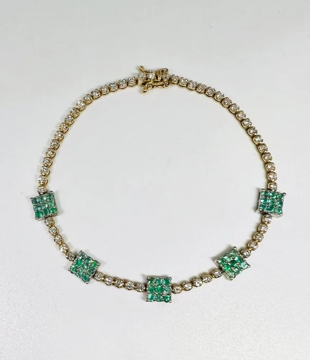 Bracelet - 14 kt. Yellow gold - 2.20ct. tw. Emerald - Diamond