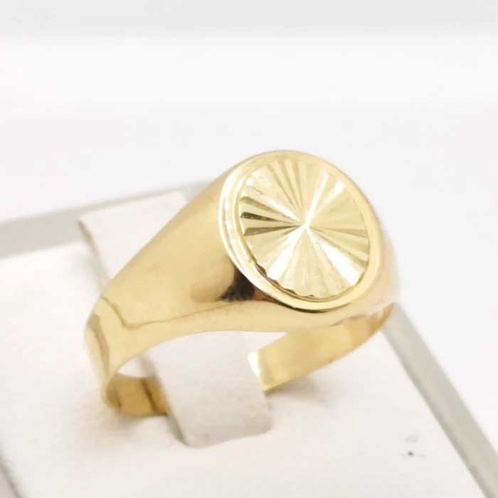 Ring - 18 kt. Yellow gold