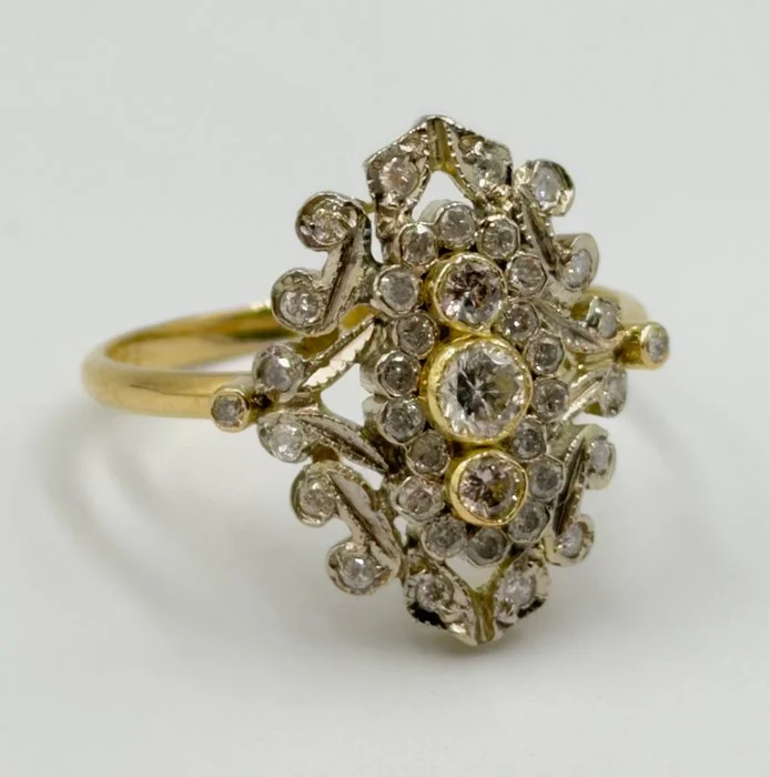 Ring - 18 kt. Yellow gold - 0.57ct. tw. Diamond (Natural)