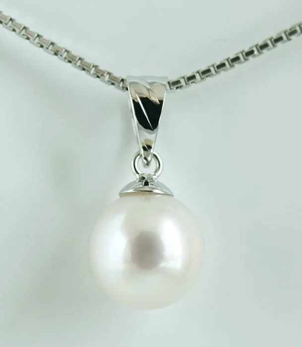 Pendant - 18 kt. White gold Pearl - Akoya, Round, 8.55 mm