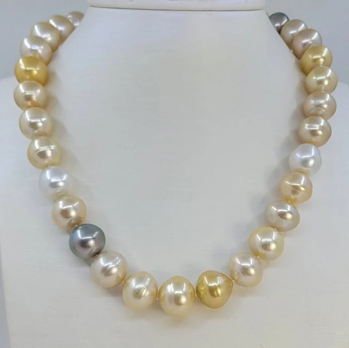 Necklace - 14 kt. Yellow gold, ALGT Certified South Sea and Tahiti pearls - Huge Size - 12.0x15.5mm