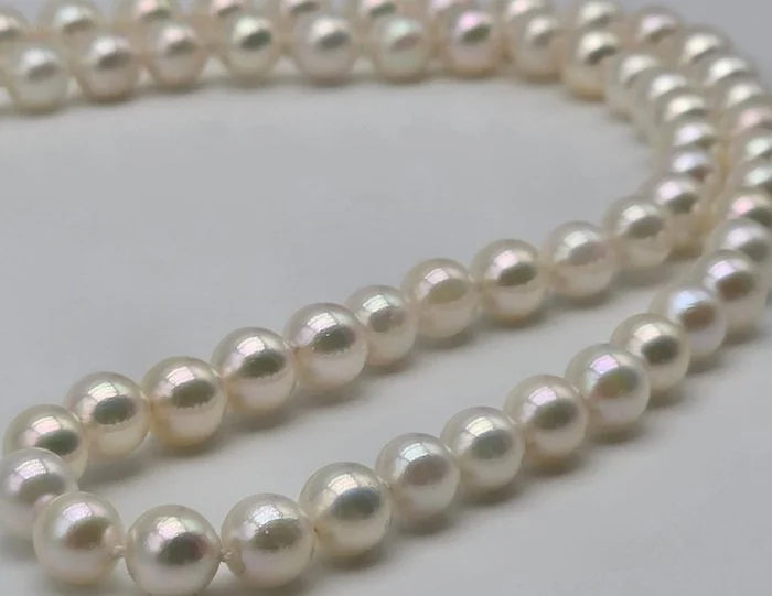 Necklace - 18 kt. Yellow gold, Bodycolor Cream Pearl - Akoya pearls from 6.3 to 6.5