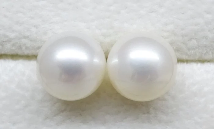 Stud earrings - 14 kt. White gold Pearl - South Sea, Round 9,5 - 10mm
