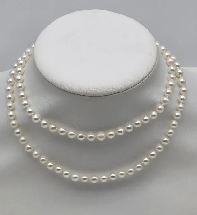 Necklace - 18 kt. Yellow gold, 66 cm Pearl - Akoya pearls from 5.5 to 5.7 mm