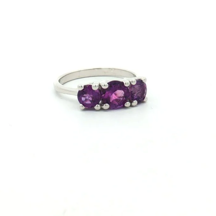 Ring Silver - 1.59ct. tw. Amethyst - HRD Certified Silver Jewelry