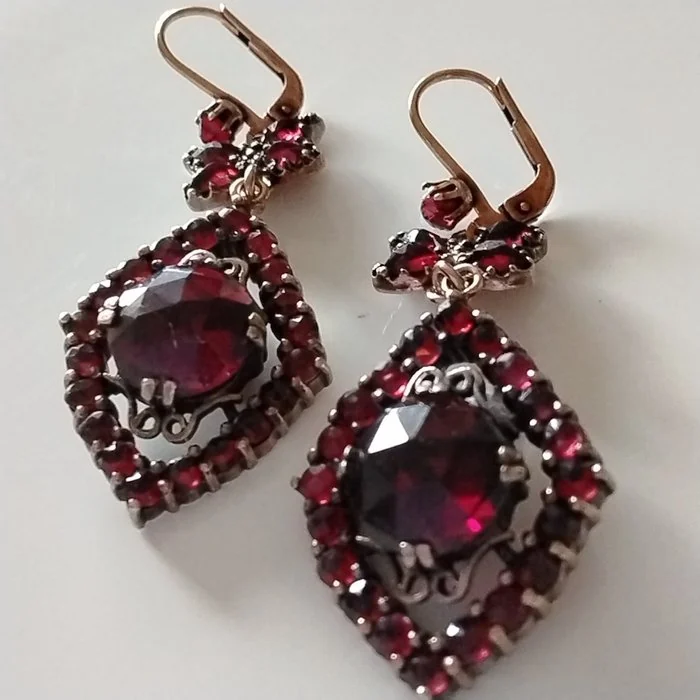 Earrings Vintage earrings / Bohemian garnet / 2 hallmarks: 800 silver / 333 gold Garnet - Garnet