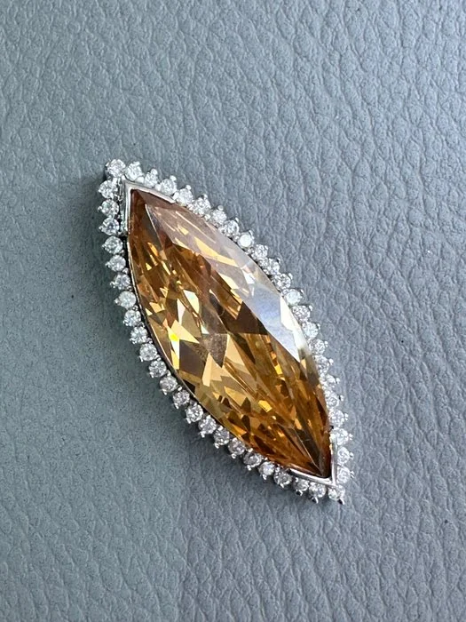 Pendant Silver - Zircons and Citrine Quartz