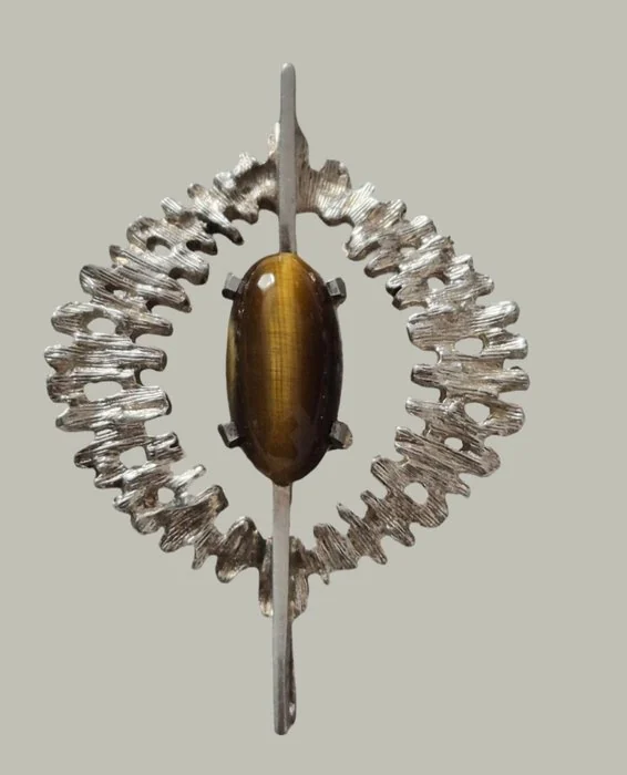 Pendant Silver Amber - Amber - Brutalist brooch