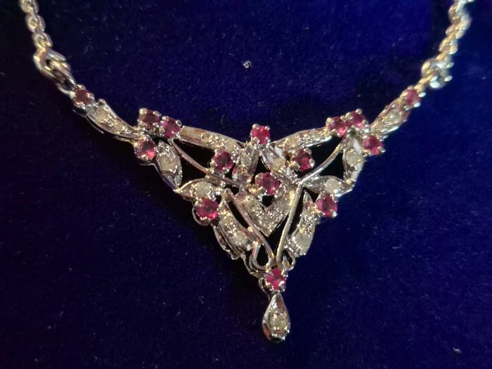 Chain Festoon necklace - Vintage > 23 Diamonds and 15 Rubies, 925 Sterling Silver Necklace - RODE LOPER Impact,