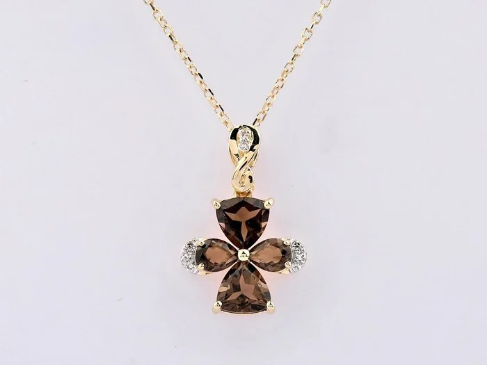 Necklace with pendant - 14 kt. Yellow gold - 1.10ct. tw. Quartz
