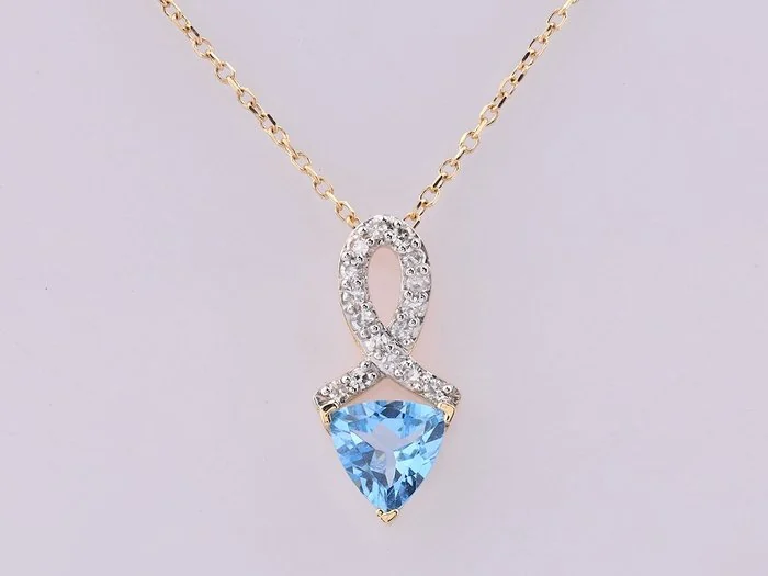 Necklace with pendant - 14 kt. Yellow gold - 1.05ct. tw. Topaz - Diamond
