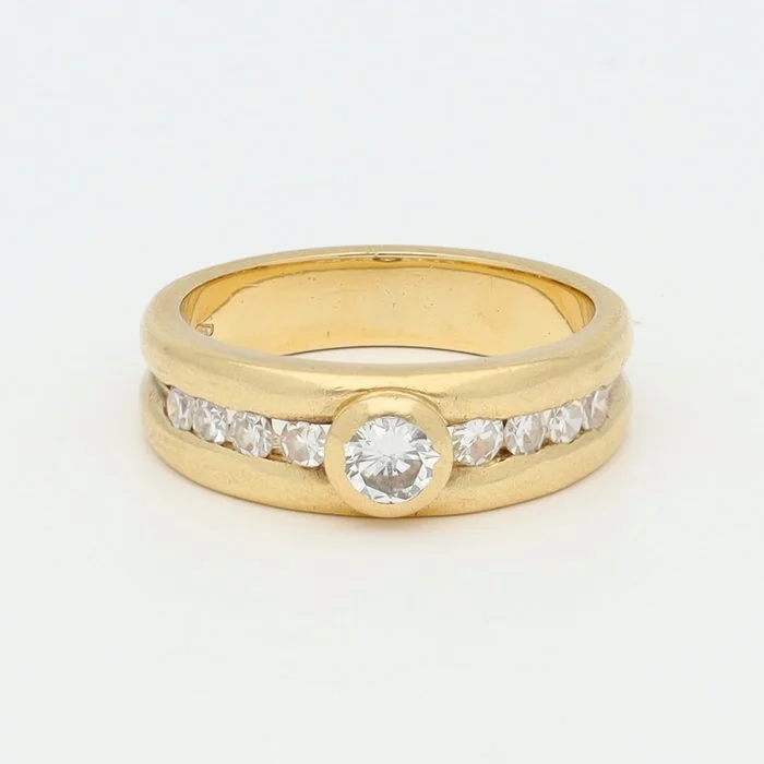 Ring - 18 kt. Yellow gold Diamond (Natural) - Diamond