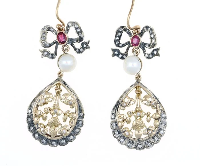 Earrings - 18 kt. Yellow gold, Silver - 0.80ct. tw. Diamond (Natural) - Ruby