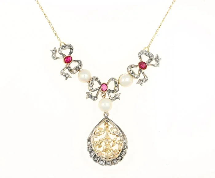 Necklace with pendant - 18 kt. Yellow gold, Silver - 0.40ct. tw. Diamond (Natural) - Pearl