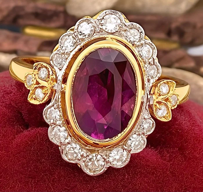 Ring - 18 kt. Yellow gold, White gold Ruby - Diamond