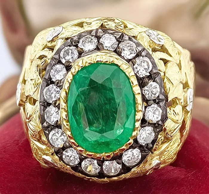 Ring - 18 kt. Yellow gold, Silver Emerald - Diamond