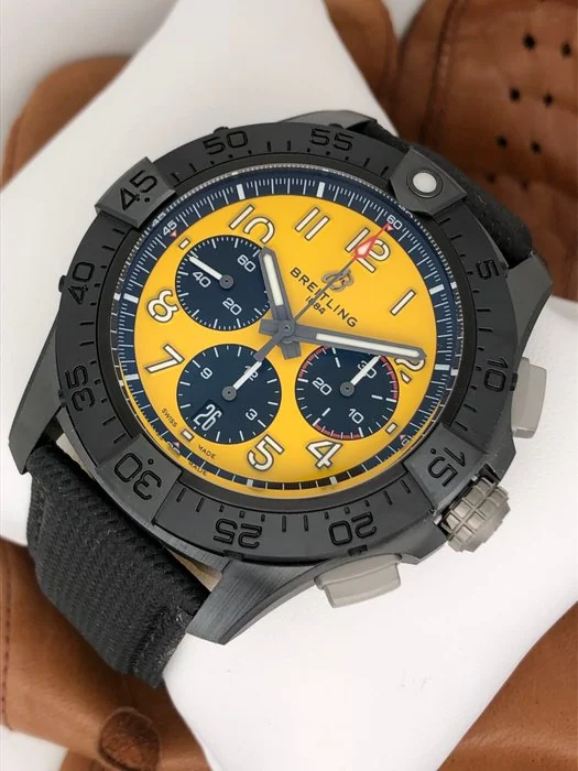 Breitling - Avenger B01 Chronograph 44 Night Mission - SB0147101I1X2 - Men - 2025+
