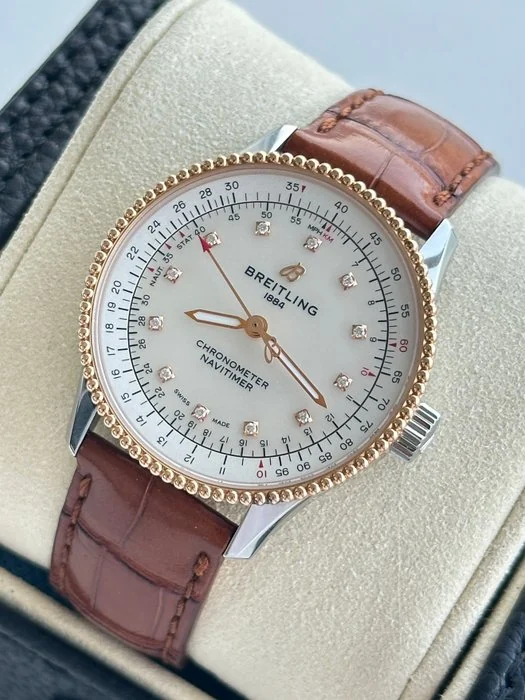 Breitling - Navitimer Automatic 35 - Mother - of - pearl dial, diamond indices, steel - gold. - U17395211A1P2 - Women - 2024