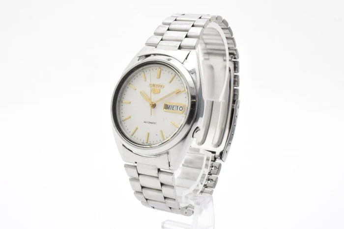 Seiko - Seiko 5 Automatic Day - Date - 7S26 - 3040 - Men - 1980 - 1989