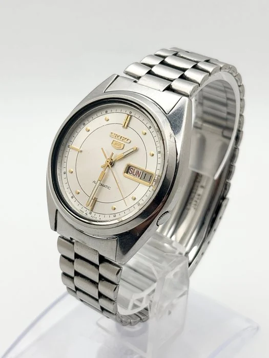 Seiko - Seiko 5 - 7009 - 3040 - Men - 1980 - 1989