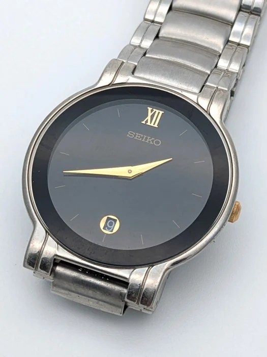 Seiko - Black Dial Gold Accent Cal.7N29 - 7N29 - 6E70 - Men - 1994