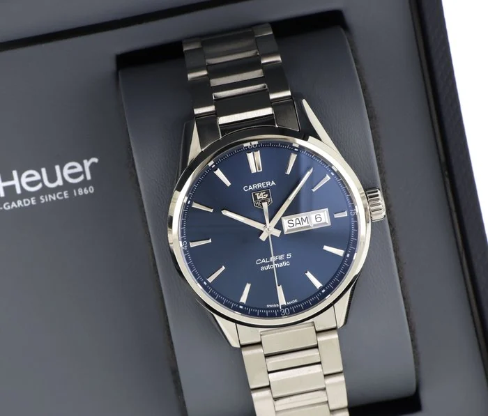 TAG Heuer - Carrera Calibre 5 Day - Date (Elegant Sport Series) - WAR201E - Men - 2010 - 2020