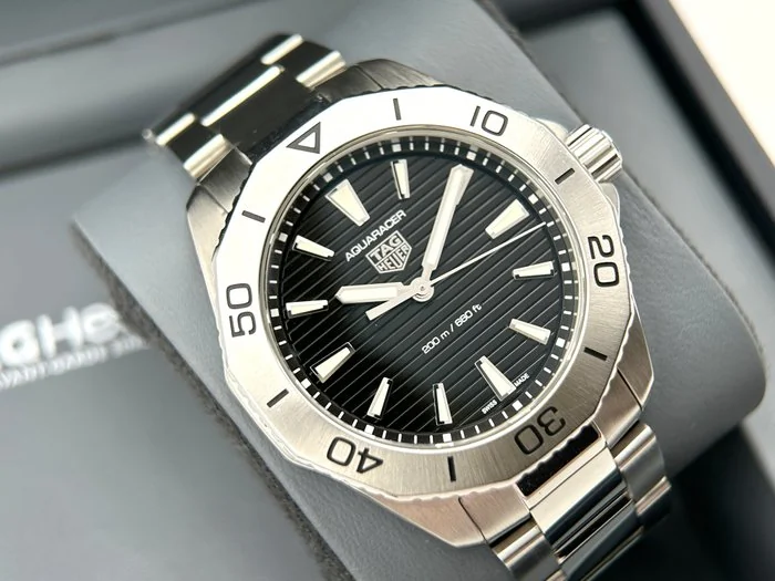 TAG Heuer - Aquaracer Professional 200 - WBP1110 - Box & Papers - Men - 2022