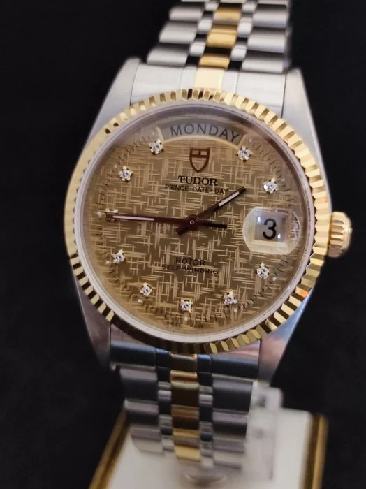 Tudor - Day - Date - 76213 - Men - 2010 - 2020