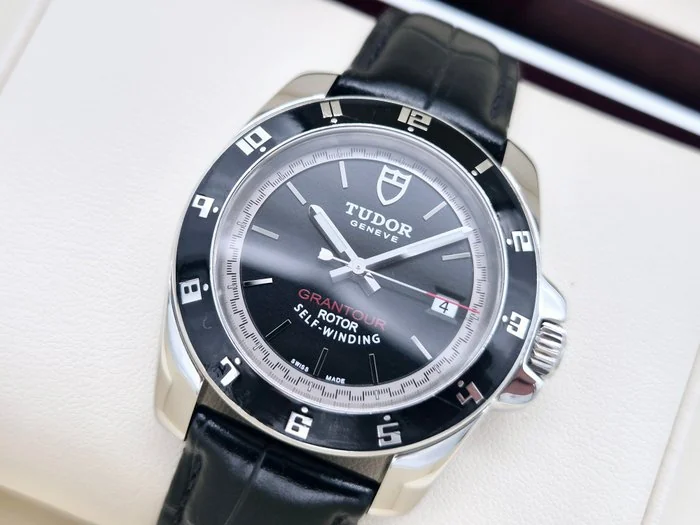 Tudor - Grantour Automatic - 20500N - Men - 2010 - 2020