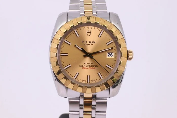 Tudor - Classic Date Automatic - 21013 | Champagne Dial - Men - 2010 - 2020