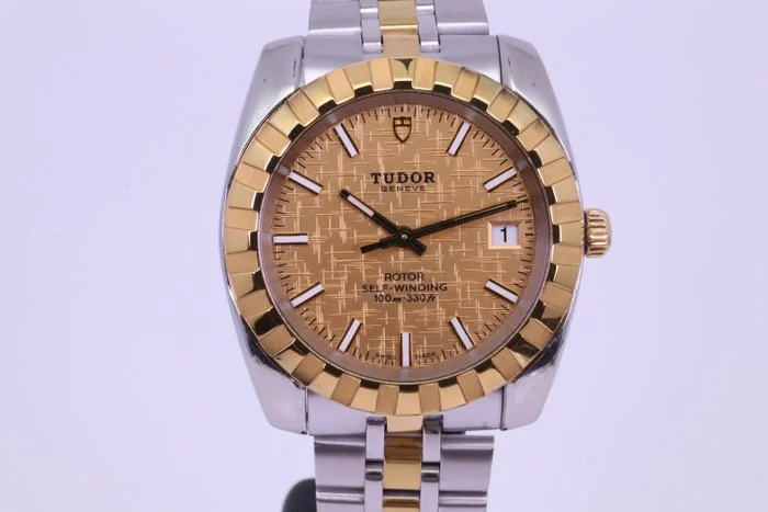 Tudor - Classic Date Automatic - 21013 | Champagne Linen Dial - Men - 2010 - 2020
