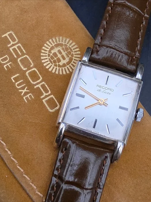Record - Elegant De Luxe – Cal. 4111 – Box/Pouch + Extra Bracelet - Swiss Made - Men - 1960 - 1969